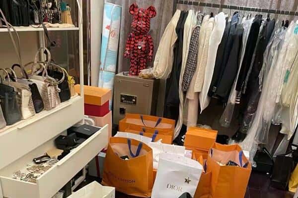咸阳市秦都回收一线品牌衣服